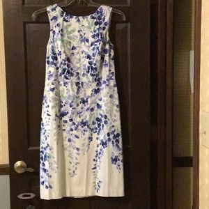 Gorgeous Talbots Dress, size 4NWT